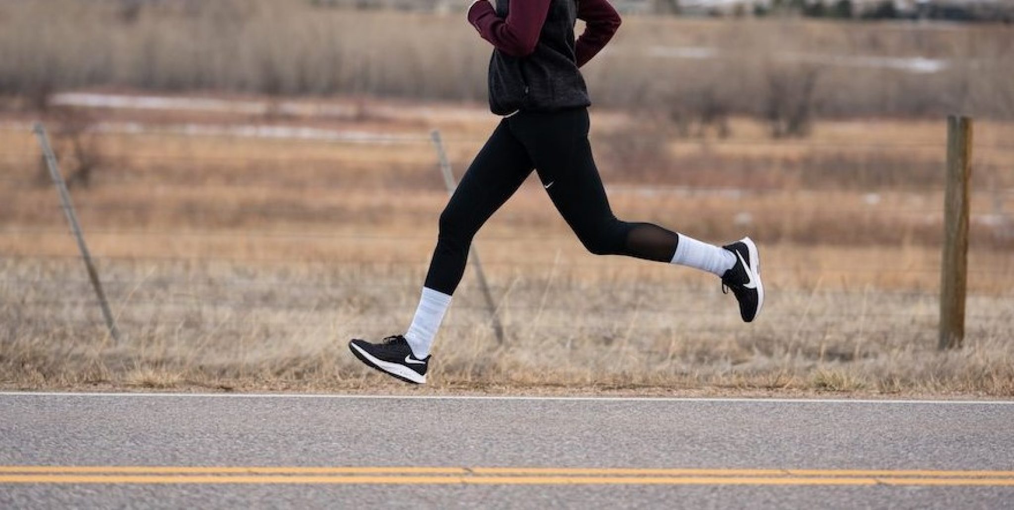 How to Run with Flat Feet | Good Posture HQ