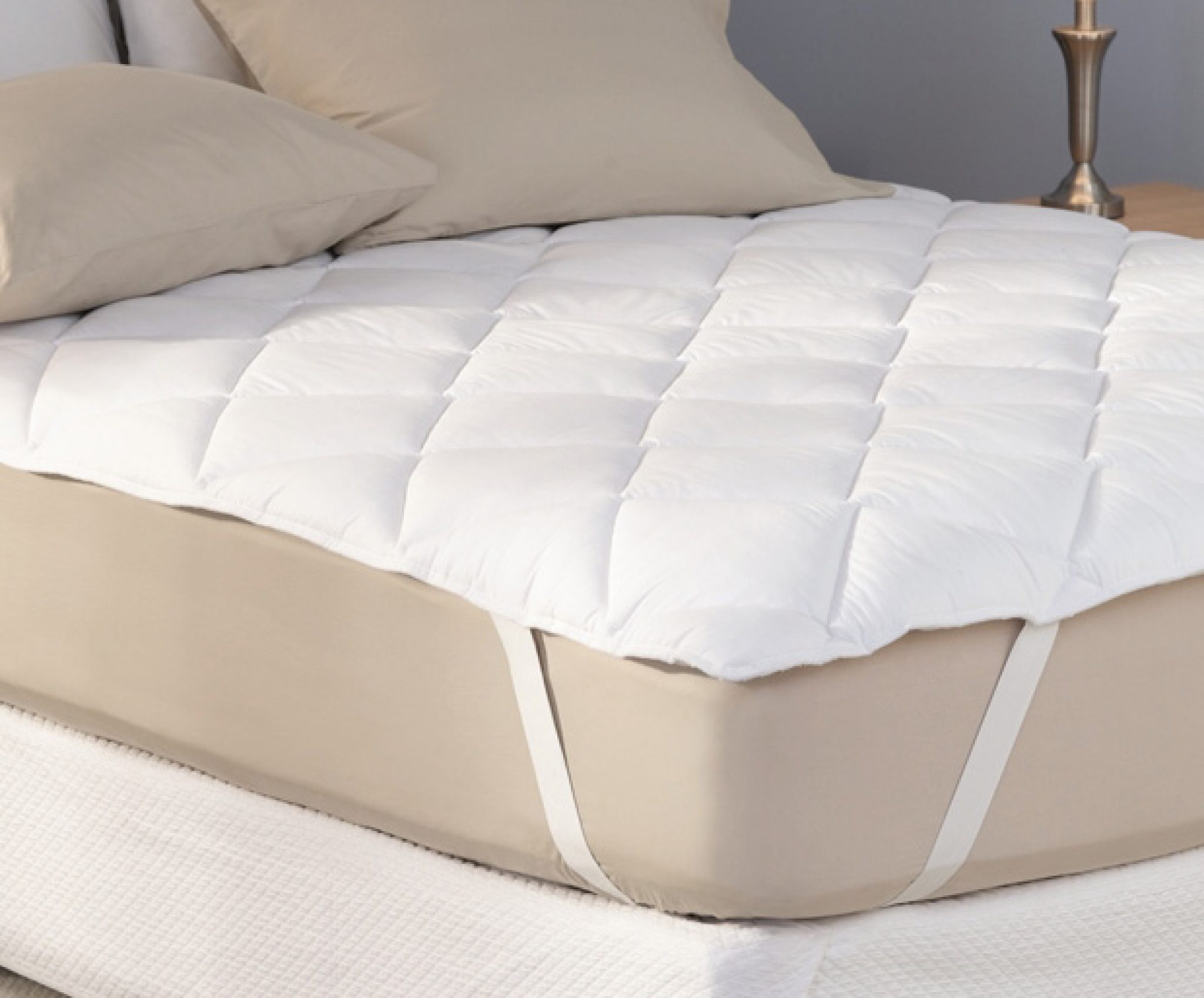 straps to keep mattress pad in place